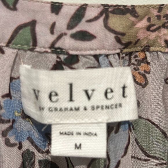 Velvet by Graham & Spencer Floral Blouse with Attached Camisole, Medium - Picture 3 of 9